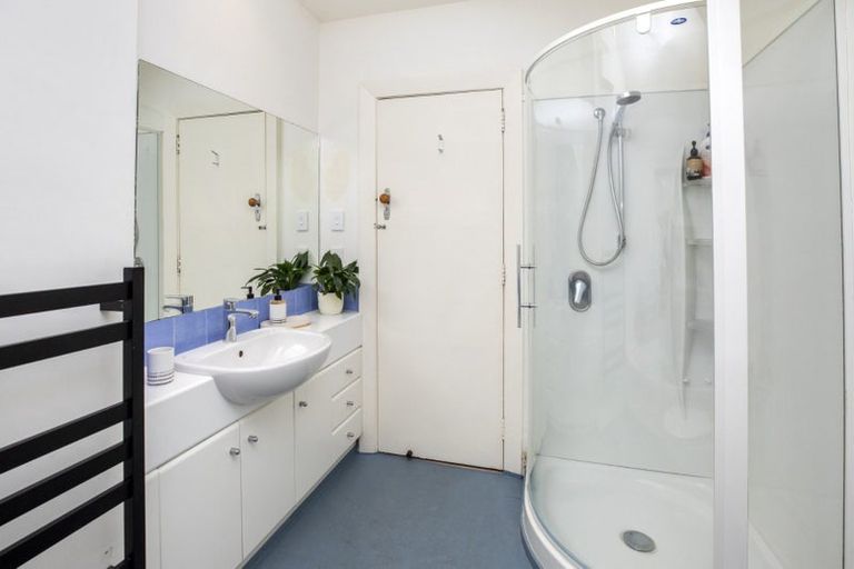 Photo of property in 31 Office Road, Merivale, Christchurch, 8014