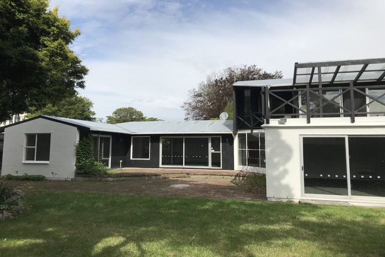 Photo of property in 11a Weston Road, St Albans, Christchurch, 8052