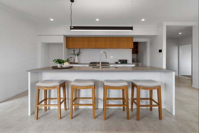 Photo of property in 23 Ridgeland Way, West Melton, 7618