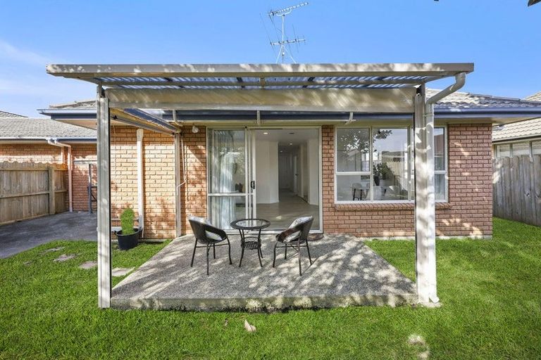 Photo of property in 14 Fernbrook Close, Burswood, Auckland, 2013