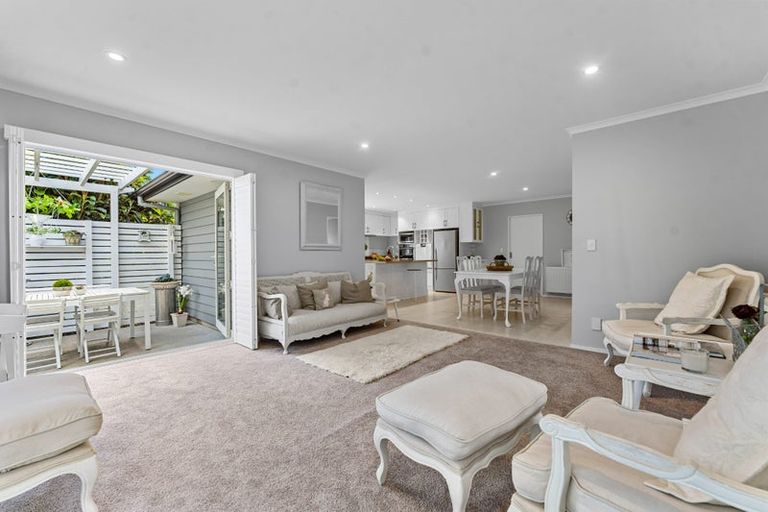 Photo of property in 19 Turua Rise, Karaka, Papakura, 2113