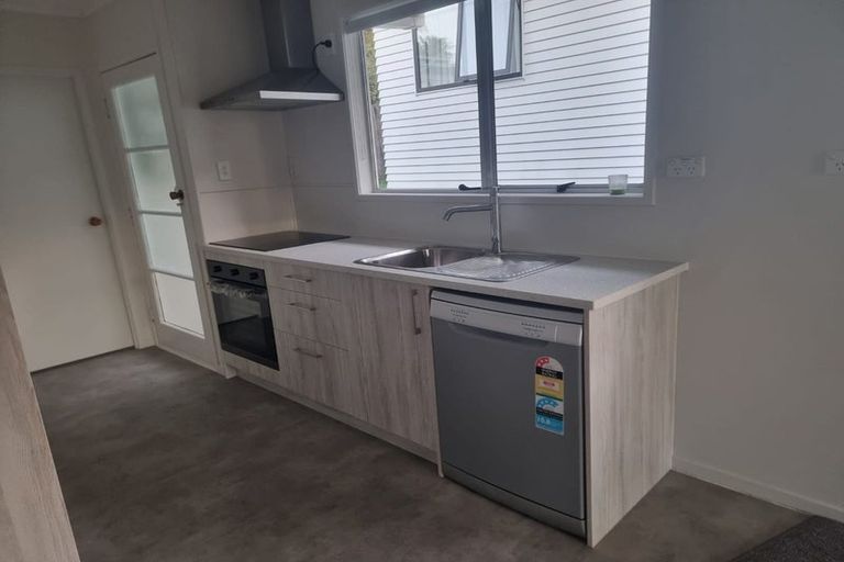 Photo of property in 16 Cantina Avenue, Bayview, Auckland, 0629