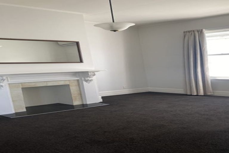Photo of property in 131 Wallace Street, Mount Cook, Wellington, 6021