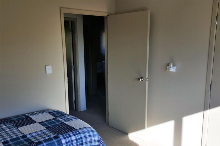 Photo of property in 136 Stratford Drive, Cable Bay, 0420