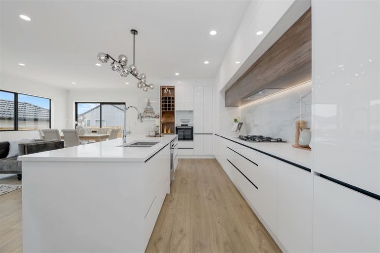 Photo of property in 12 Tiro Street, Flat Bush, Auckland, 2019