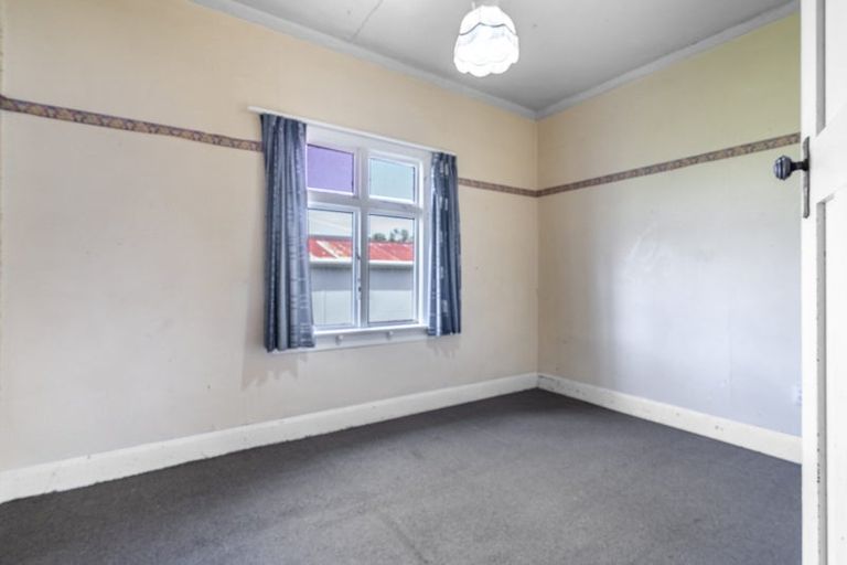 Photo of property in 95 Martin Street, Strathern, Invercargill, 9812