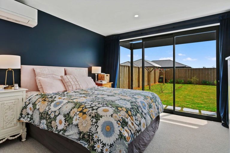 Photo of property in 11 Katipo Way, Pegasus, 7612