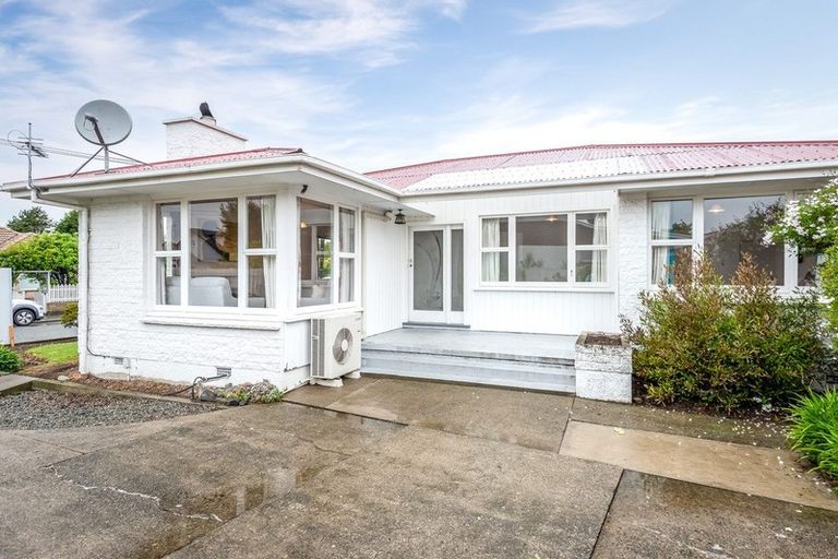 Photo of property in 9 Murdoch Street, Bryndwr, Christchurch, 8053