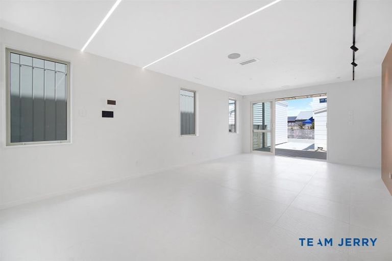 Photo of property in 48 Corporal Street, Papakura, 2110