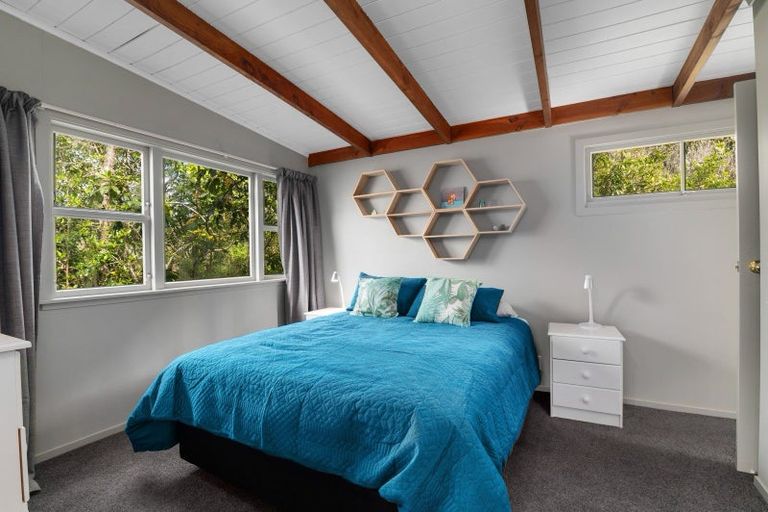 Photo of property in 35 Spencer Road, Lake Tarawera, Rotorua, 3076