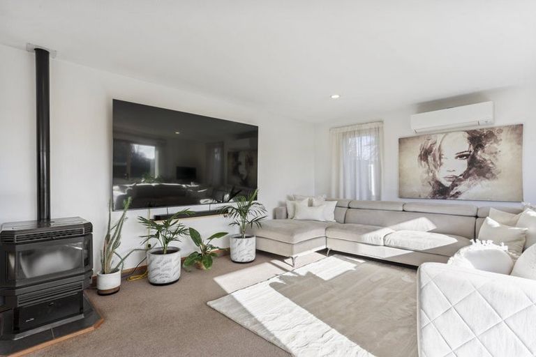 Photo of property in 267a Lake Terrace Road, Shirley, Christchurch, 8061