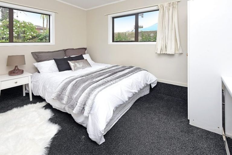 Photo of property in 80 Eugenia Rise, Totara Heights, Auckland, 2105