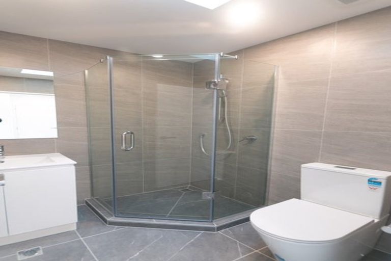 Photo of property in 9/27 Glenorchy Street, Glen Eden, Auckland, 0602