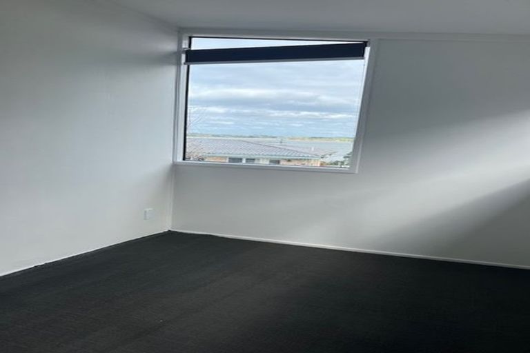 Photo of property in 42b Evans Road, Weymouth, Auckland, 2103