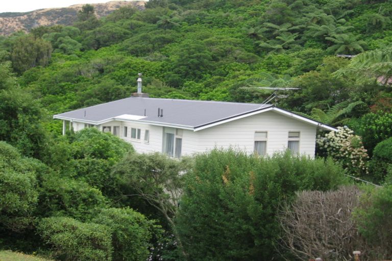 Photo of property in 25 Huntleigh Park Way, Ngaio, Wellington, 6035