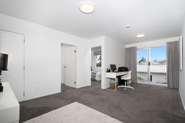 Photo of property in 182 Kauri Road, Whenuapai, Auckland, 0618