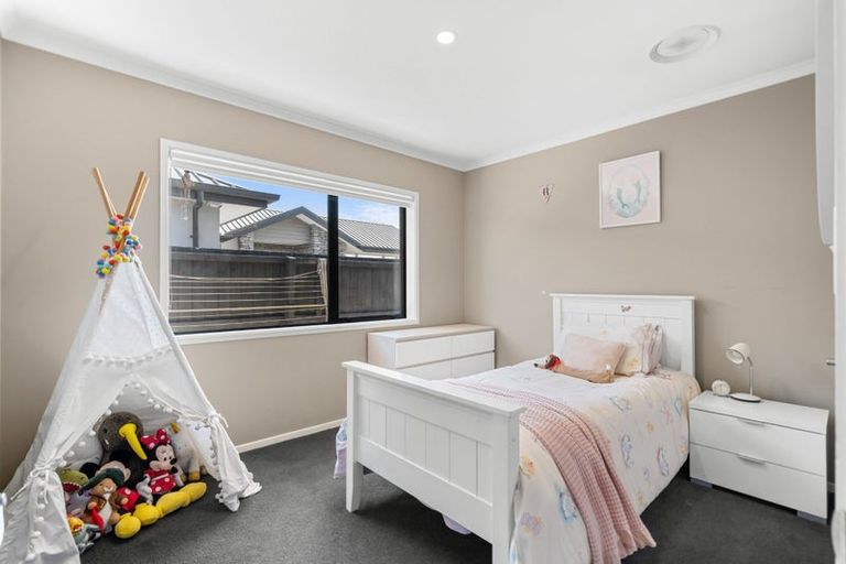 Photo of property in 10 The Runway, Wigram, Christchurch, 8042