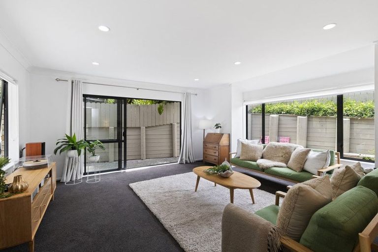 Photo of property in 36 Max Short Drive, Pukekohe, 2120