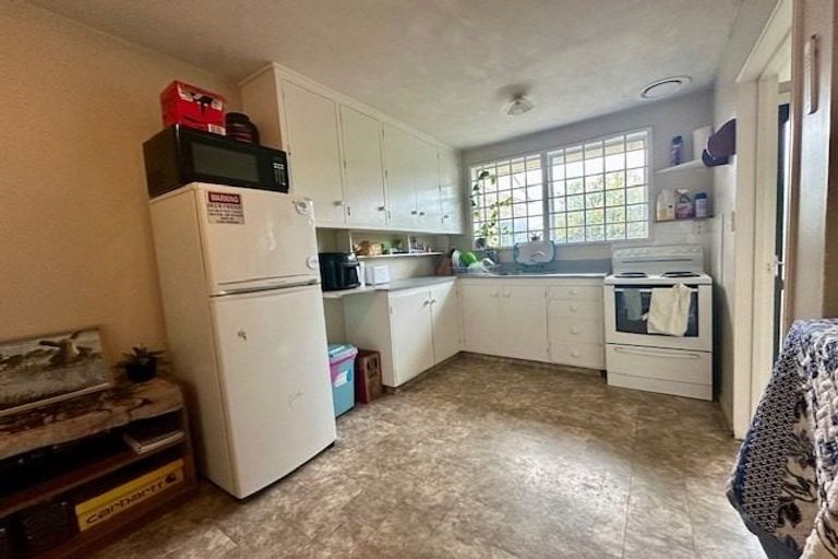 Photo of property in 2/98 Peverel Street, Riccarton, Christchurch, 8041