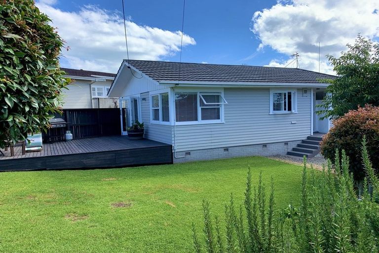 Photo of property in 1/14 James Street, Bayview, Auckland, 0629