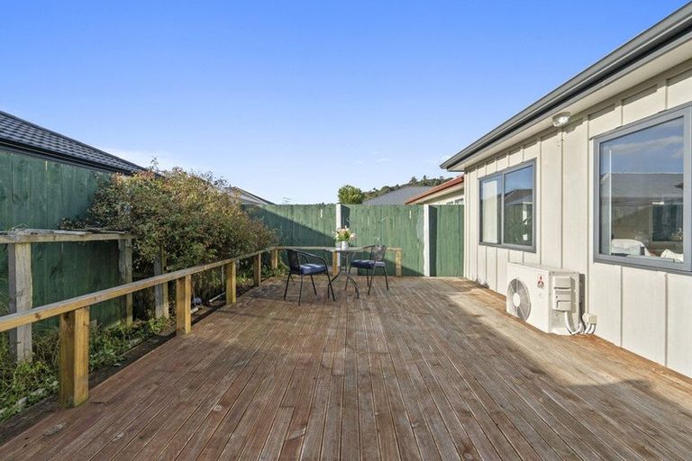 Photo of property in 94 Farmer Crescent, Taita, Lower Hutt, 5011