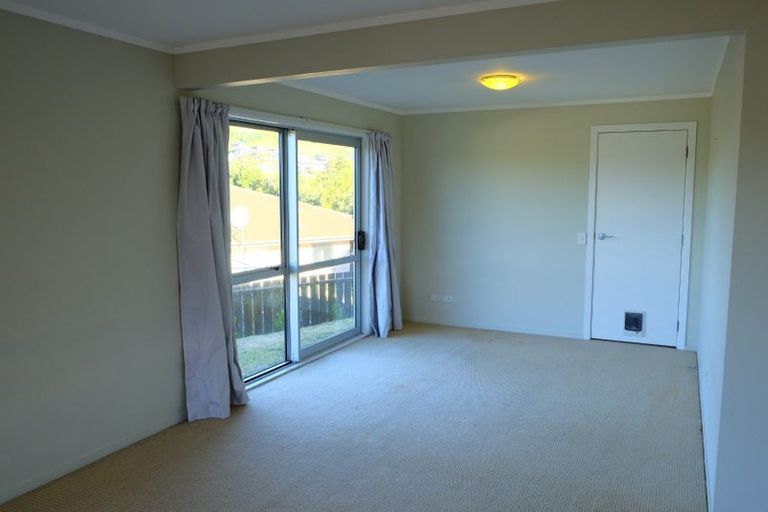 Photo of property in 9 Exploration Way, Whitby, Porirua, 5024