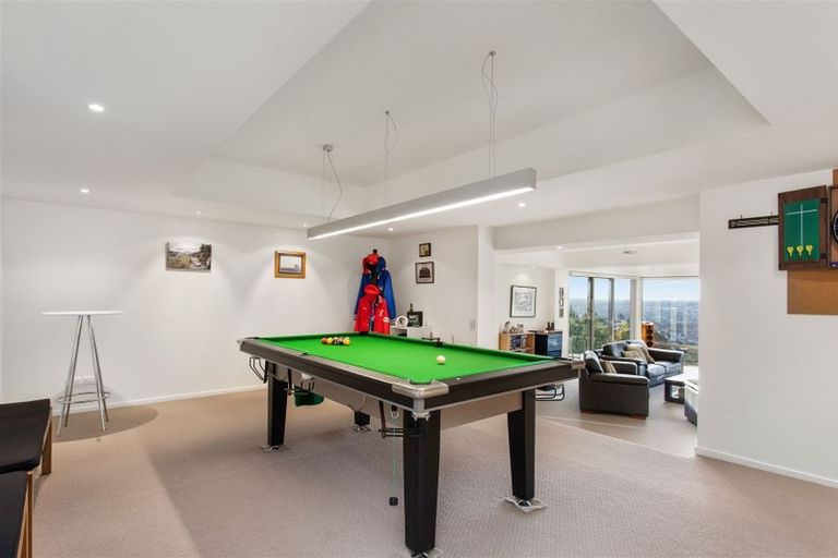 Photo of property in 22 Iles Lane, Cashmere, Christchurch, 8022