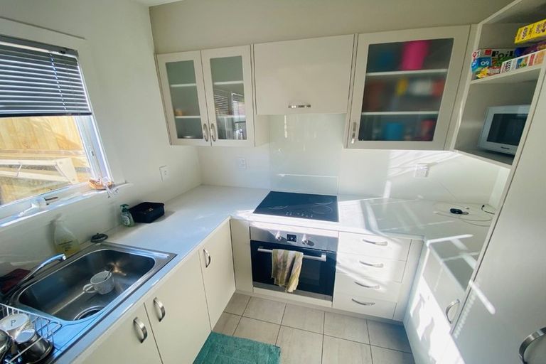 Photo of property in 2/58 Office Road, Merivale, Christchurch, 8014