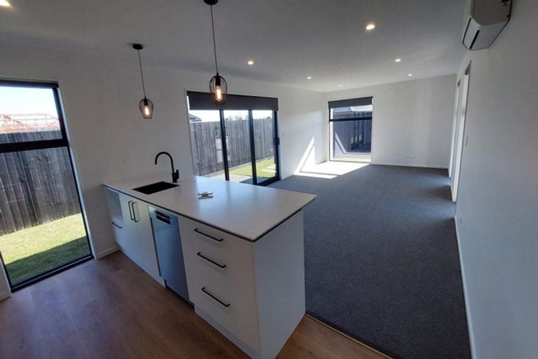 Photo of property in 15 Ned Place, Halswell, Christchurch, 8025