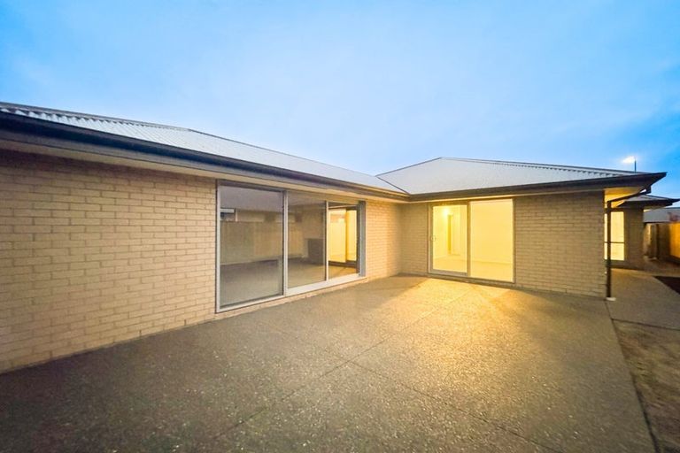 Photo of property in 67 Mehrtens Crescent, Woodend, 7691