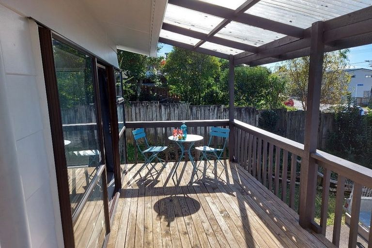 Photo of property in 47 Ambler Avenue, Glen Eden, Auckland, 0602