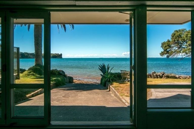 Photo of property in 5/4 Arkles Strand, Arkles Bay, Whangaparaoa, 0932
