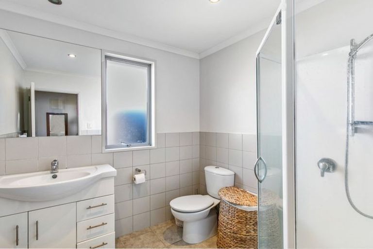 Photo of property in 16a Fordyce Avenue, Sunnyhills, Auckland, 2010