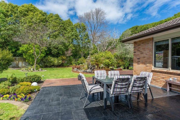 Photo of property in 17 Edgewater Street, Waikanae, 5036