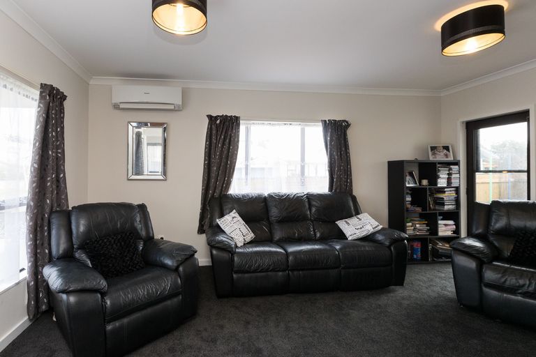 Photo of property in 67 Benmore Avenue, Cloverlea, Palmerston North, 4412