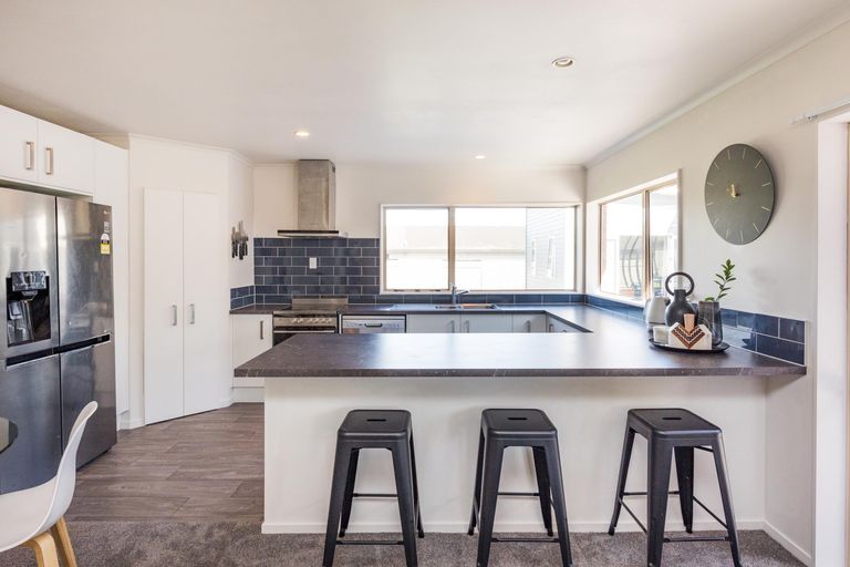 Photo of property in 184 Kelvin Grove Road, Kelvin Grove, Palmerston North, 4414