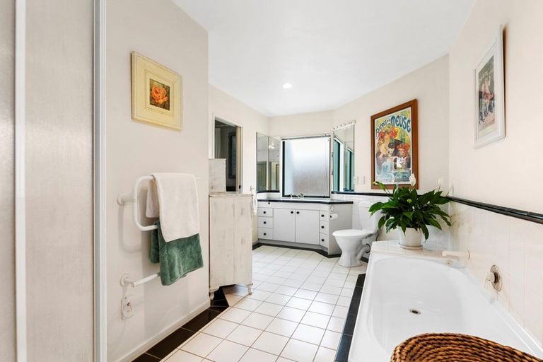 Photo of property in 36 Lloyd Street, Parkvale, Tauranga, 3112