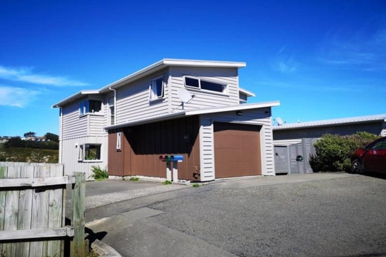 Photo of property in 64e Sheridan Terrace, Johnsonville, Wellington, 6037