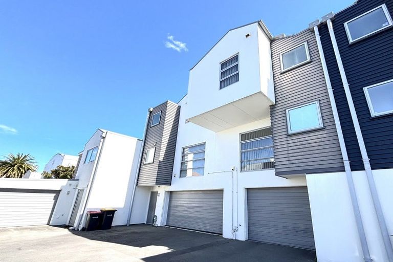 Photo of property in 42d Devon Street, Sydenham, Christchurch, 8023