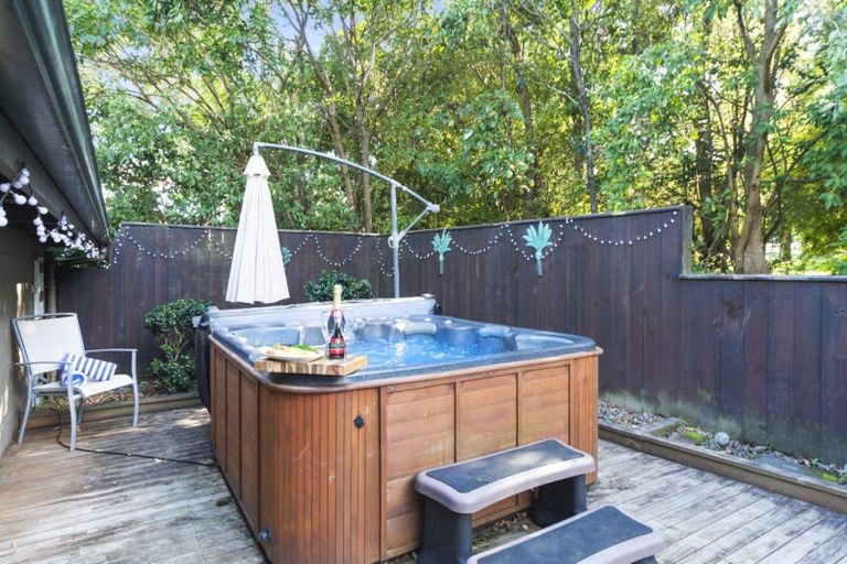 Photo of property in 107 Hyde Avenue, Richmond Heights, Taupo, 3330