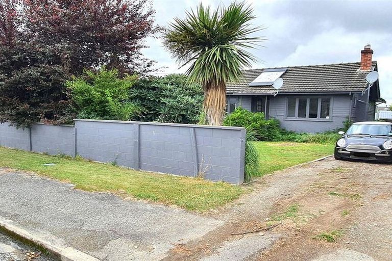 Photo of property in 3 Moorhouse Street, Waimate, 7924