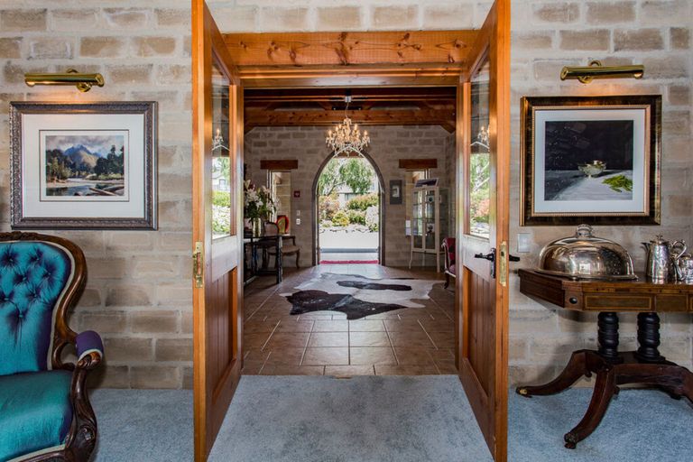 Photo of property in 24 Aorangi Crescent, Lake Tekapo, 7999