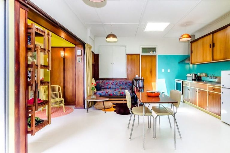 Photo of property in 22a Te Miti Street, Paekakariki, 5034