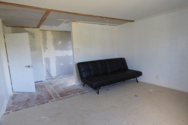 Photo of property in 1a Wiremu Place, Blagdon, New Plymouth, 4310