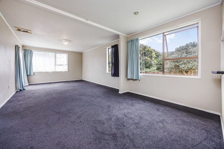 Photo of property in 12 Le Havre Place, Takanini, 2112