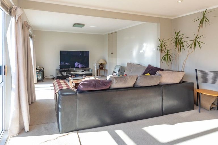 Photo of property in 103a Seaview Road, Whangamata, 3620