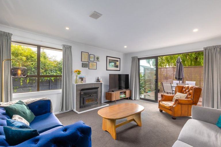 Photo of property in 45 Fenchurch Street, Redwood, Christchurch, 8051