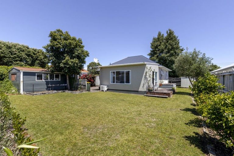 Photo of property in 4 Raleigh Street, Vogeltown, New Plymouth, 4310