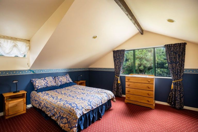 Photo of property in 1 Kahikatea Street, Inglewood, 4330