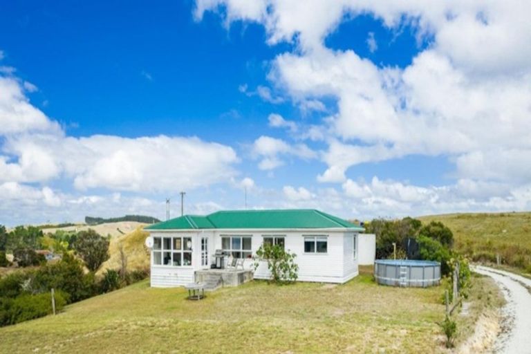 Photo of property in 143 Rangiora Road, Kaiwaka, 0573